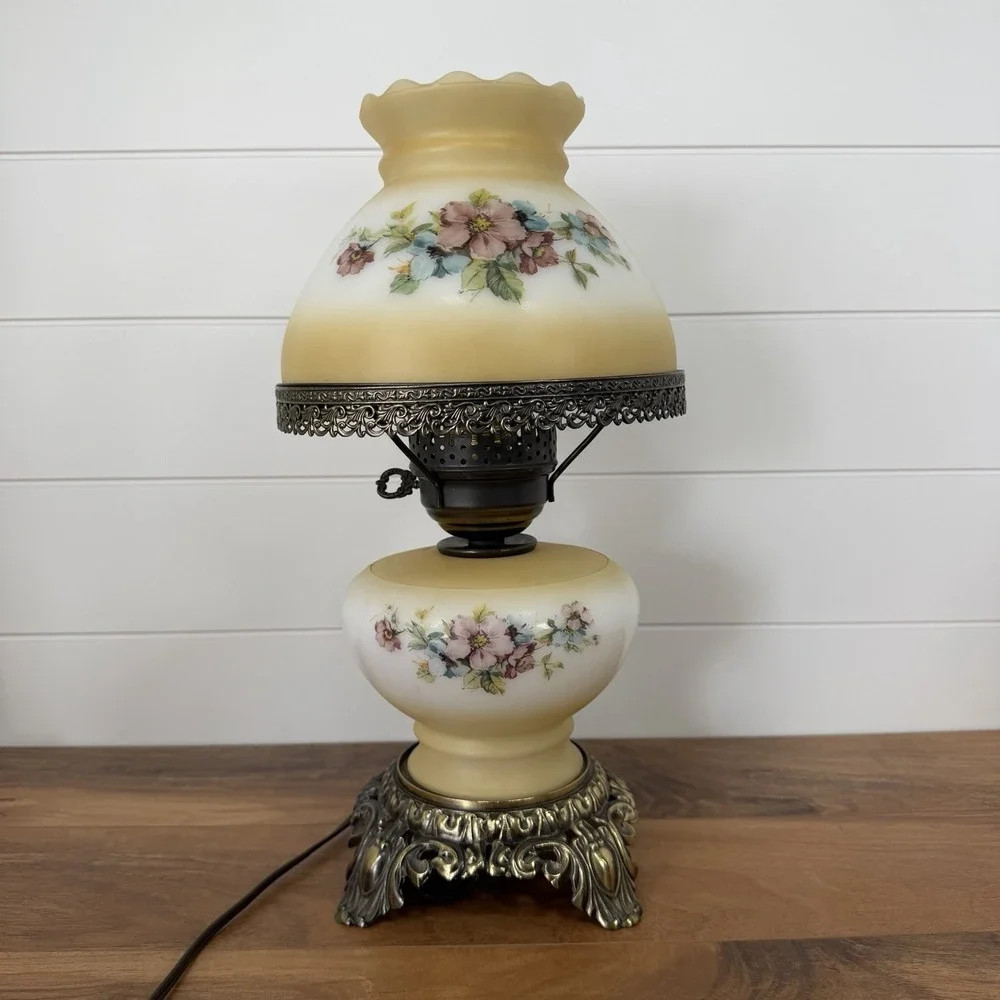 VTG Floral Hurricane Lamp Gone With The Wind Hollywood Regency 3-Way Brass *Flaw